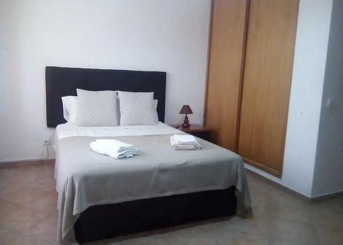 Casa Neuza * 夫塞塔